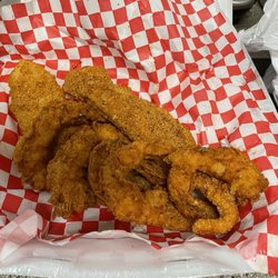 Nederland Seafood House - 2 fish, 5 shrimp, (fried).
