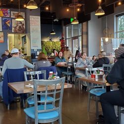 B3 Breakfast And Burger Bar - Dining area