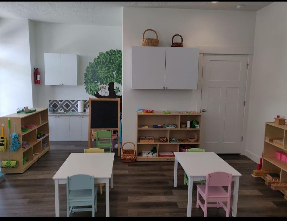 Leaps 'n Bounds Montessori - childcare center in Pleasant Grove, UT