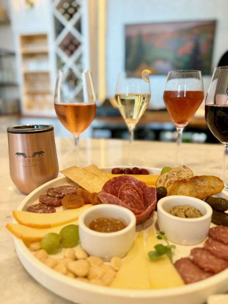 LiLi + KoKo Boutique + Bubbles Image