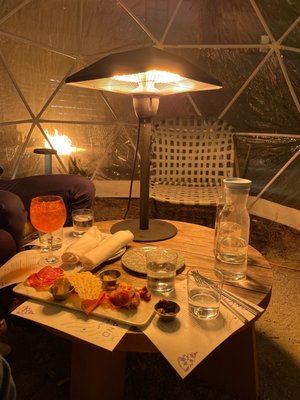 Willow Bar by null