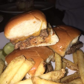 Yard House - Classic sliders - New American Near Me - Costa Mesa, California