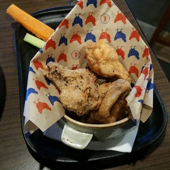 Kelseys Original Roadhouse - Snack size salt and pepper breaded wings - Bars Near Me - Milton, Ontario