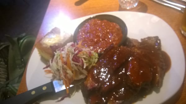 Settlers Tavern by null