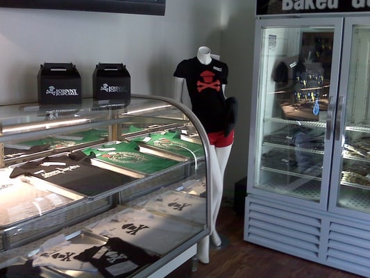 Johnny Cupcakes by null
