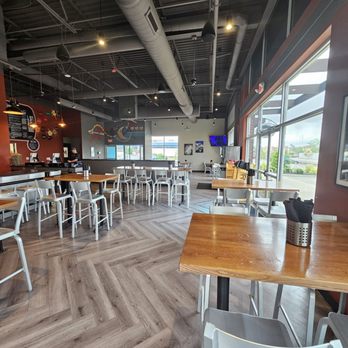 Sauce on the Side - The dining room - Italian Near Me - Carmel, Indiana Sauce on the Side - The dining room - Italian Near Me - Carmel, Indiana