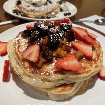 Another Broken Egg Cafe - Fig and strawberry pancakes - Breakfast & Brunch Near Me - Burbank, California Another Broken Egg Cafe - Fig and strawberry pancakes - Breakfast & Brunch Near Me - Burbank, California