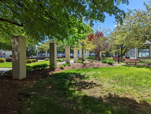 Courtyard Boston Logan Airport by null
