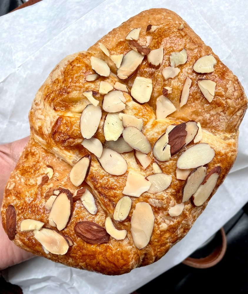 Bakerie & Latte Chateau Arme