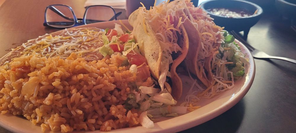 Casa Rivera's Taco Express Logo