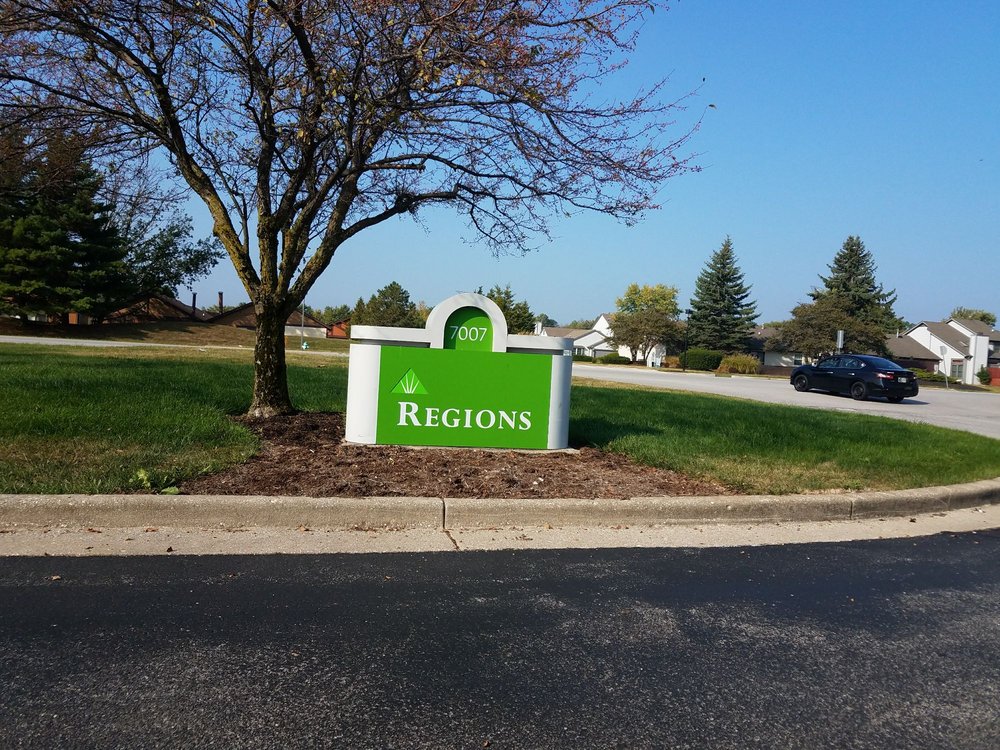 REGIONS BANK 7007 Shore Ter, Indianapolis, Indiana Banks & Credit