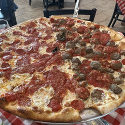 Grimaldi's Pizzeria - Half pepperoni and half The Don
