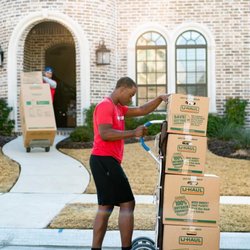 Step-By-Step Moving & Delivery