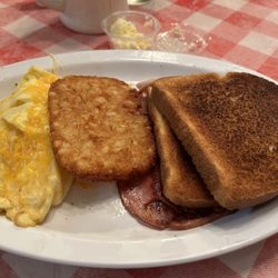 The Cubbard - A serviceable breakfast. Nothing fancy.