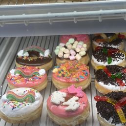 Icing Donuts Icing Donuts