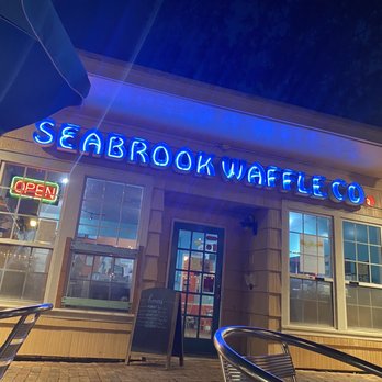 Seabrook Waffle Company - Cute little spot - Coffee & Tea Near Me - Seabrook, Texas
