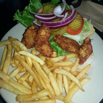 Moondog Seaside Eatery - fried shrimp po boy - Seafood Near Me - Fulton, Texas Moondog Seaside Eatery - fried shrimp po boy - Seafood Near Me - Fulton, Texas