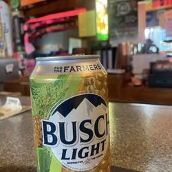Neighborly Bar - Great bar, friendly people. A must stop if you're in Ashland!