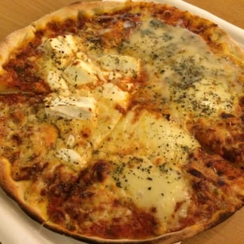 Pizza Espresso - Quattro formaggi - Pizza Near Me - Berlin, BE Pizza Espresso - Quattro formaggi - Pizza Near Me - Berlin, BE
