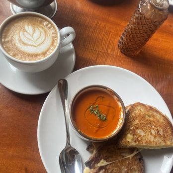 Zak The Baker - Lavender latte, Tomato soup and Grilled Cheese - Kosher Near Me - Miami, Florida Zak The Baker - Lavender latte, Tomato soup and Grilled Cheese - Kosher Near Me - Miami, Florida