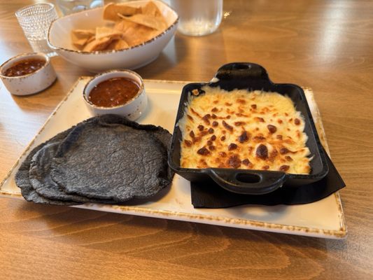 Tacos Por Favor Bar & Grill by null