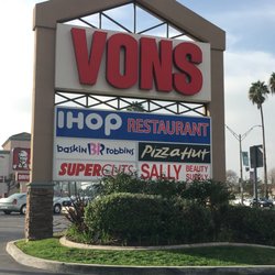 Bixby Knolls Center - Not on sign but there's also a KFC and a Wells Fargo.