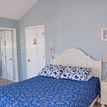 Lighthouse View - Master Suite - Vacation Rentals Near Me - Chincoteague Island, Virginia Lighthouse View - Master Suite - Vacation Rentals Near Me - Chincoteague Island, Virginia