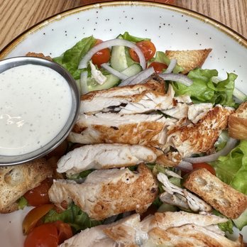 Big Grove Brewery - Chicken house salad - Brewpubs Near Me - Des Moines, Iowa Big Grove Brewery - Chicken house salad - Brewpubs Near Me - Des Moines, Iowa