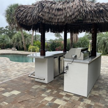 Paradise Grills - Tahiti tiki hut 12 feet top - Grilling Equipment Near Me - Sarasota, Florida Paradise Grills - Tahiti tiki hut 12 feet top - Grilling Equipment Near Me - Sarasota, Florida