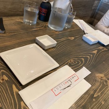 Sushiology - Table set up - Sushi Bars Near Me - Kennesaw, Georgia