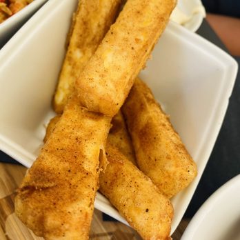 The Coach House Inn - Fried Halloumi - Pubs Near Me - Chester, CHE