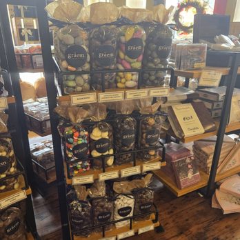 Gräem Nuts and Chocolate - Chocolatiers & Shops Near Me - Concord, Massachusetts Gräem Nuts and Chocolate - Chocolatiers & Shops Near Me - Concord, Massachusetts