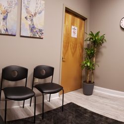 Riyah Electrolysis - Waiting Area