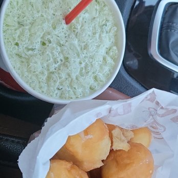 Simone's Donuts - Green thai tea, 10/10 reccomend - Donuts Near Me - Long Beach, California Simone's Donuts - Green thai tea, 10/10 reccomend - Donuts Near Me - Long Beach, California