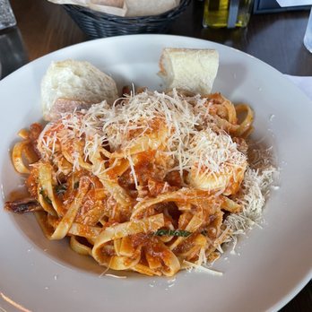 Pastini - Spicy Shrimp Fettuccini - Italian Near Me - Beaverton, Oregon Pastini - Spicy Shrimp Fettuccini - Italian Near Me - Beaverton, Oregon