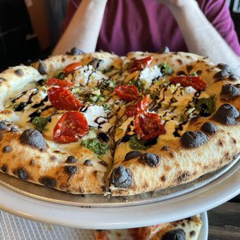 Double Zero Pie & Pub - Burrata E Pesto - Pizza Near Me - Las Vegas, Nevada Double Zero Pie & Pub - Burrata E Pesto - Pizza Near Me - Las Vegas, Nevada