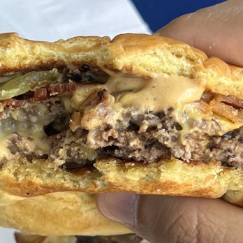For The Win - Double Cheeseburger with Bacon - Burgers Near Me - Glendale, California For The Win - Double Cheeseburger with Bacon - Burgers Near Me - Glendale, California
