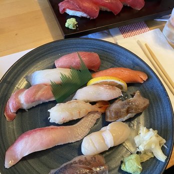 Izumi - Maguro sushi platter (top) and omakase sushi (bottom) - Sushi Bars Near Me - Kirkland, Washington Izumi - Maguro sushi platter (top) and omakase sushi (bottom) - Sushi Bars Near Me - Kirkland, Washington