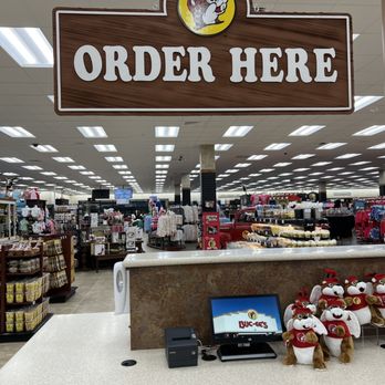 BUC-EES - Updated June 2024 - 108 Photos & 60 Reviews - 2500 Buc-ee's ...