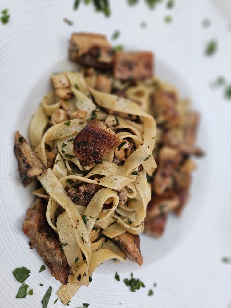 Social spots from Trattoria Don Pietro