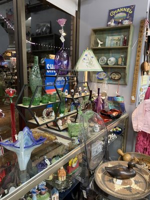 Main Street Peddlers Antique Mall by null