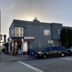Charlie's Market