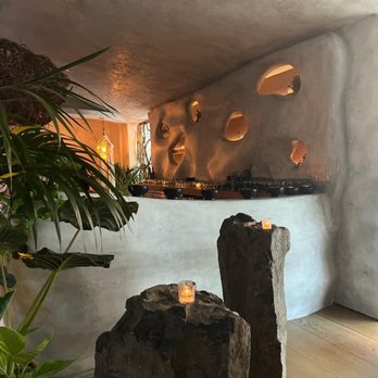 Meteora - Bar - New American Near Me - Los Angeles, California