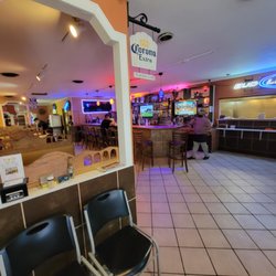 Habaneros Mexican Restaurant bar - Bar Area