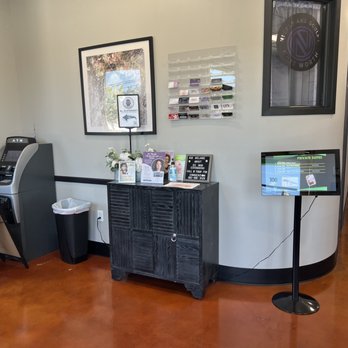 Dulce Vida Wellness & Beauty - Waiting area with ATM machine available - Aestheticians Near Me - Lake Worth, Texas Dulce Vida Wellness & Beauty - Waiting area with ATM machine available - Aestheticians Near Me - Lake Worth, Texas