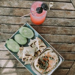 Costanoa - N/a mojito and appetizer