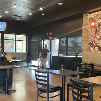 Dragon Wok - Interior - Chinese Near Me - Fresno, California Dragon Wok - Interior - Chinese Near Me - Fresno, California