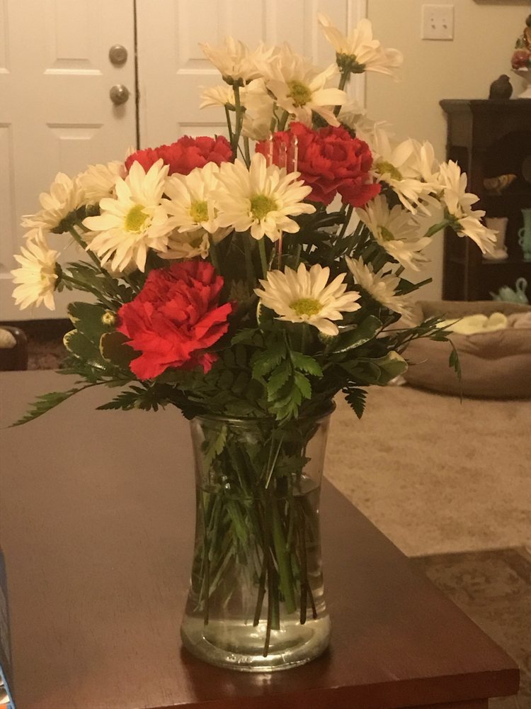 THE FLOWER GARDEN Updated August 2024 4675 S Lee St, Buford