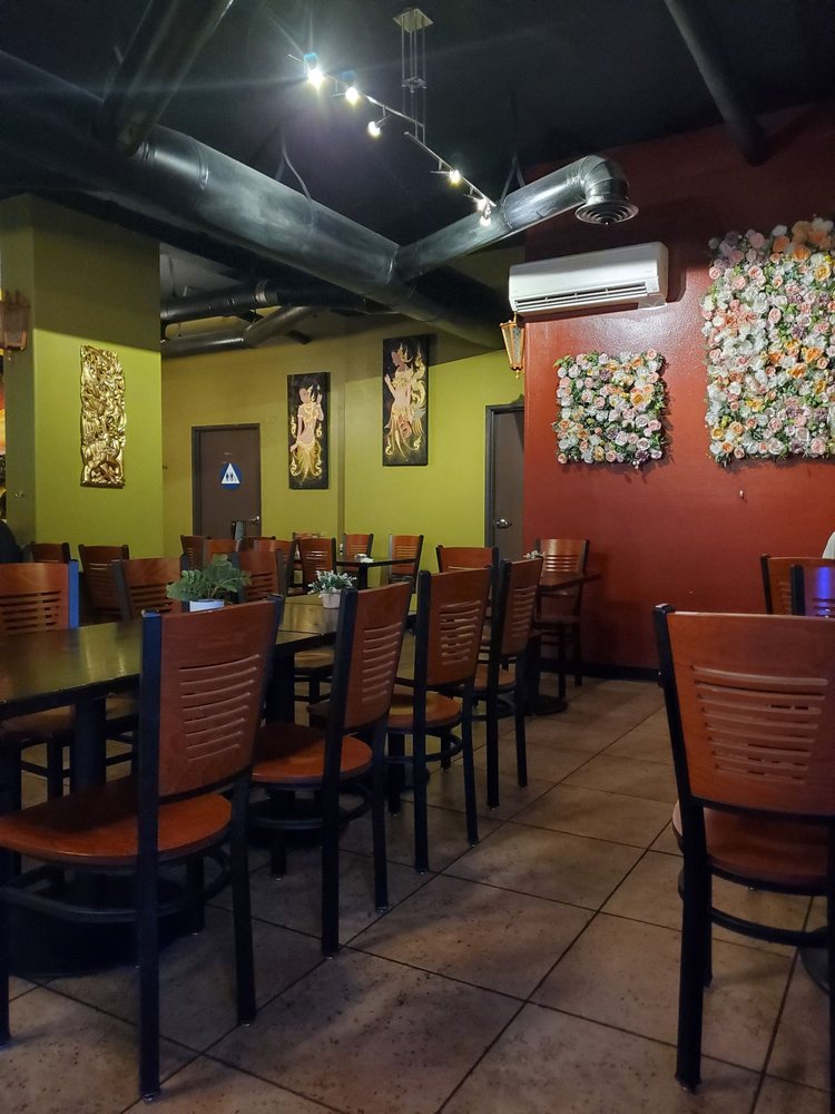 Bangkok @12 Thai Restaurant