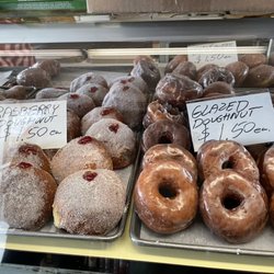 Nickels Bakery - Doughnuts and jelly doughnuts along with prices! Yes it's the year 2023